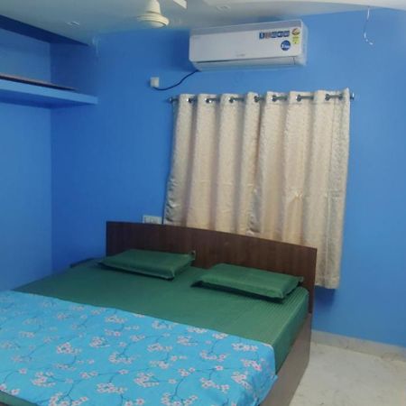 Ruhithahomestay- Ac Rooms-Free Wifi- Android Tv - Near To Alipiri- Door Service Tirupati Eksteriør billede